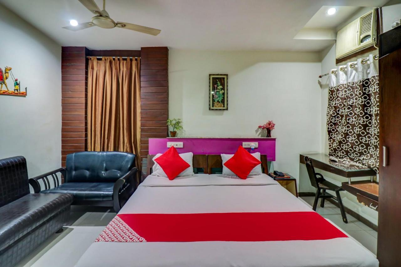 Oyo 61861 Hotel Dream Palace Durg Exterior photo