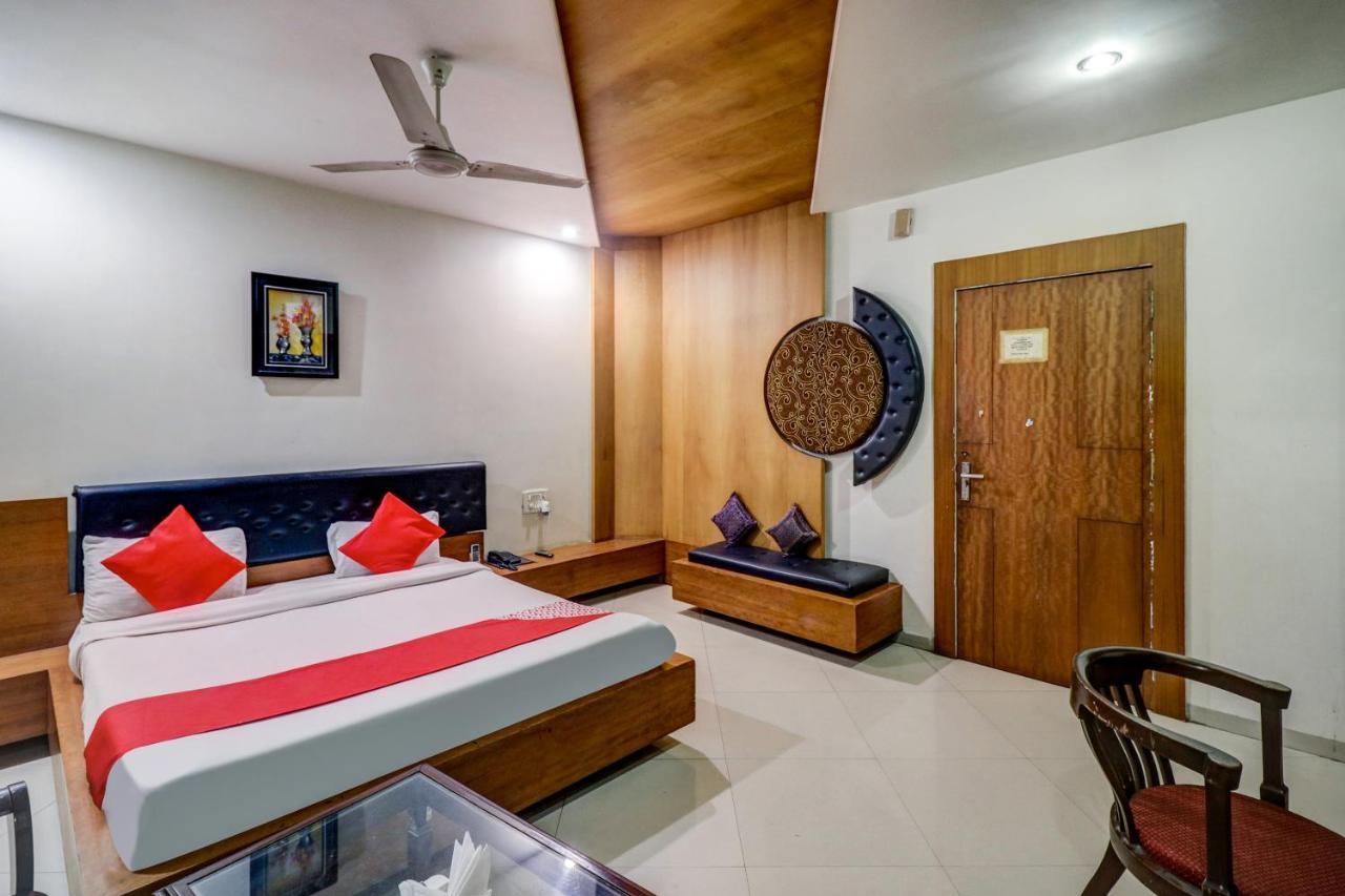 Oyo 61861 Hotel Dream Palace Durg Exterior photo